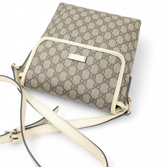 ✨️💎Authentic Gucci Crossbody Bag - Picture 7 of 16